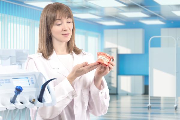 Find A Dentist Offering Both Cosmetic And General Services